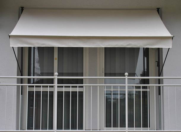 https://www.angerer-freizeitmoebel.de/images/product_images/info_images/1872_0_klemmmarkise-uni-beige-hollywoodschaukel-paradies.jpg?v=1690286632 https://www.angerer-freizeitmoebel.de/images/product_images/info_images/1872_0_klemmmarkise-uni-beige-hollywoodschaukel-paradies.jpg?v=1690286632